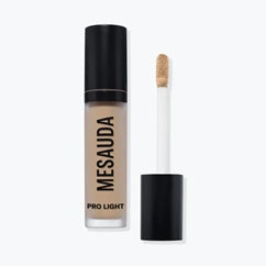 PRO LIGHT CONCEALER C30 - Beige chiaro con sottotono caldo Mesauda
