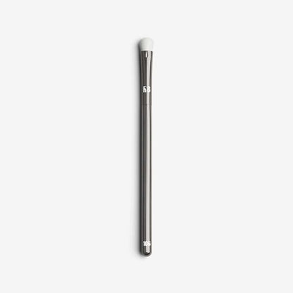 Glow Up Eyelid Brush 106 – Pennello per palpebra mobile