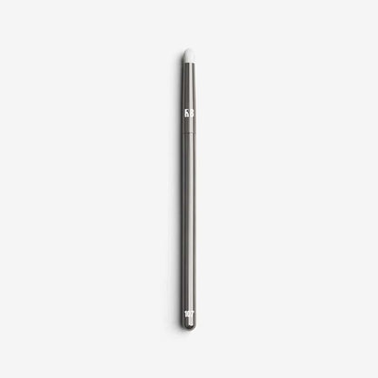 Glow Up Crease Eye Brush 107 – Pennello per piega palpebrale