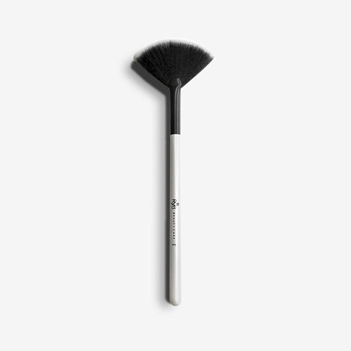 Fan brush – Pennello a ventaglio n. 9